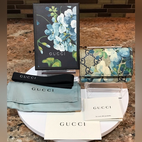 GUCCI GG Blooms Flora Leather Key Holder πΈππ₯ - Picture 5 of 17